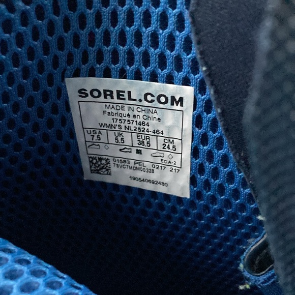 Navy Blue Sorel Rain Boots - Picture 5 of 5